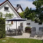 Ostseebrise Usedom Im Gruenen Familienfreundlich Ruhig Parkplatz Terrasse Kamin