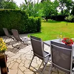 Casa vacanze Ostseebrise Usedom Im Gruenen Familienfreundlich Ruhig Parkplatz Terrasse Kamin Karlshagen