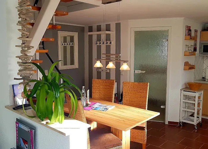 Ostseebrise Usedom Im Gruenen Familienfreundlich Ruhig Parkplatz Terrasse Kamin Casa de Férias