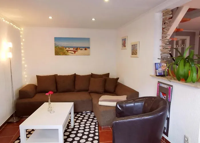 Ostseebrise Usedom Im Gruenen Familienfreundlich Ruhig Parkplatz Terrasse Kamin * Karlshagen