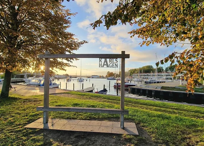 Prázdninový dům Ostseebrise Usedom Im Gruenen Familienfreundlich Ruhig Parkplatz Terrasse Kamin Karlshagen