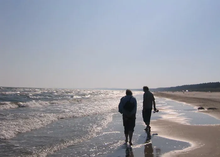Ostseebrise Usedom Im Gruenen Familienfreundlich Ruhig Parkplatz Terrasse Kamin Karlshagen