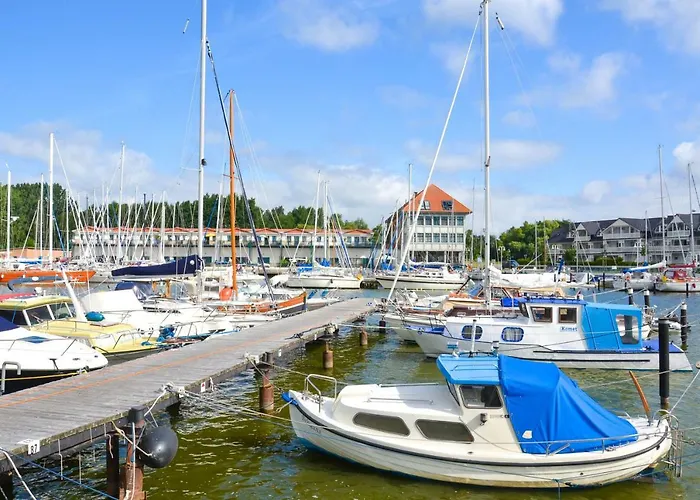 Ostseebrise Usedom Im Gruenen Familienfreundlich Ruhig Parkplatz Terrasse Kamin * Karlshagen